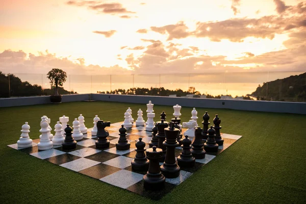 Big Chess Pieces Decoration Roof Top Deck Sea View Sunset — Foto de Stock
