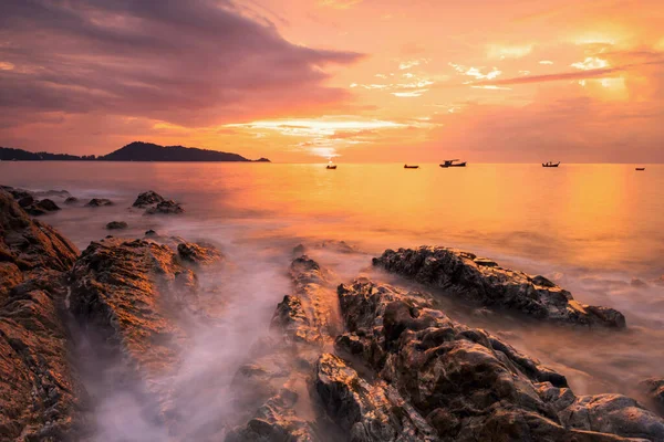 Phuket Tayland Daki Kalim Patong Plajında Gün Batımı Harika Bir — Stok fotoğraf