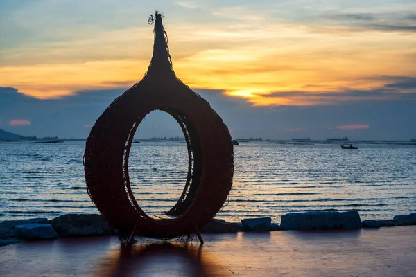 Gün Batımında Bang Phra Dinlenme Merkezi Sriracha Chonburi Tayland Deniz — Stok fotoğraf