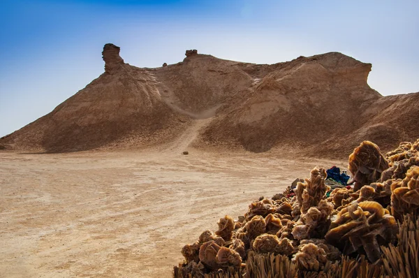 在撒哈拉沙漠，突尼斯 ong jemel 观 — 图库照片