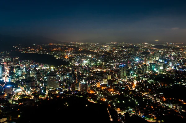Paisaje nocturno desde la torre de Seúl en Corea del Sur — Foto de Stock