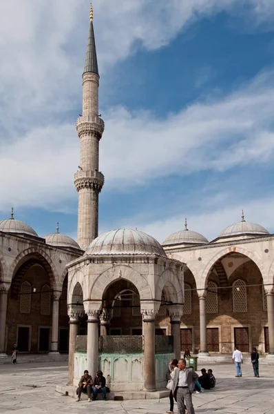 Blauwe moskee - sultanahmet camii in Istanboel, Turkije — Stockfoto