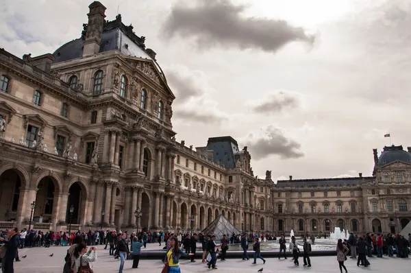 Louvren, paris, Frankrike Royaltyfria Stockbilder