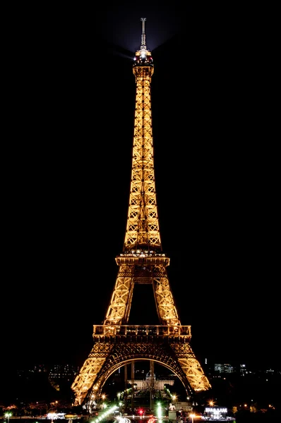 Błyszczący Wieża Eiffla w nocy, Paryż, Francja — Zdjęcie stockowe