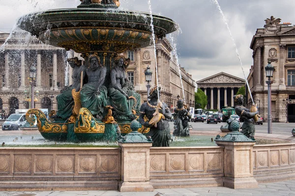 yer de la concorde çeşme, paris, Fransa