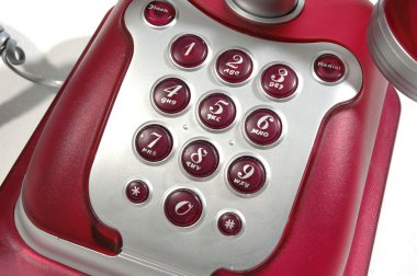 kırmızı telefon 3