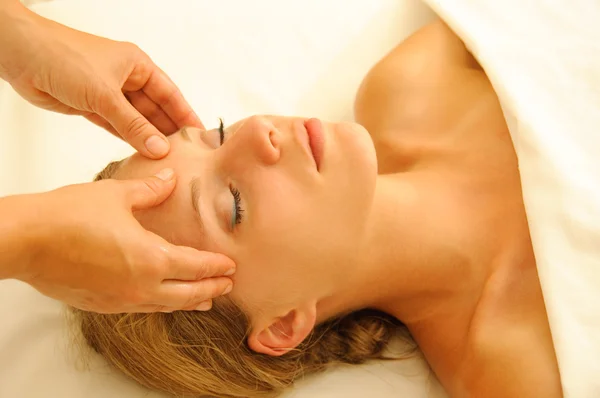 Terapia masażowa — Zdjęcie stockowe