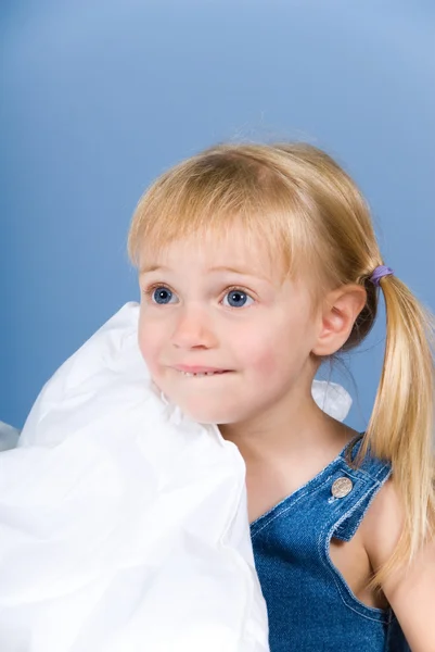 Menina olhando fixamente — Fotografia de Stock