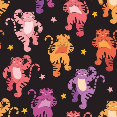 Kusursuz desenli şirin farklı renkli kaplanlar bir partide. Komik kaplanlar siyah arka planda yıldızlar arasında dans eder. Yılbaşı, Noel, doğum günü için güzel bir illüstrasyon. Yazdırma, paketleme için tasarım