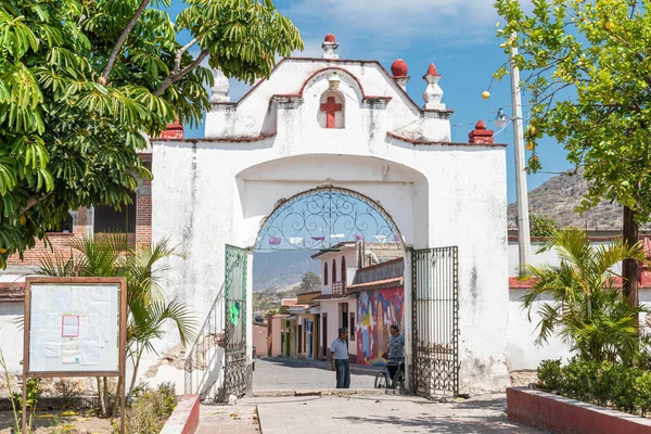 Teotitlan Del Valle Oaxaca Mexico Mayo 2022 Entrada Iglesia Preciosa —  Fotos de Stock