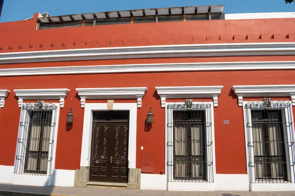 Oaxaca Oaxaca Mexico Mayo 2022 Fachada Una Casa Típica Roja — Foto de Stock