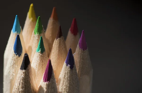 Una pila de lápices de colores — Foto de Stock