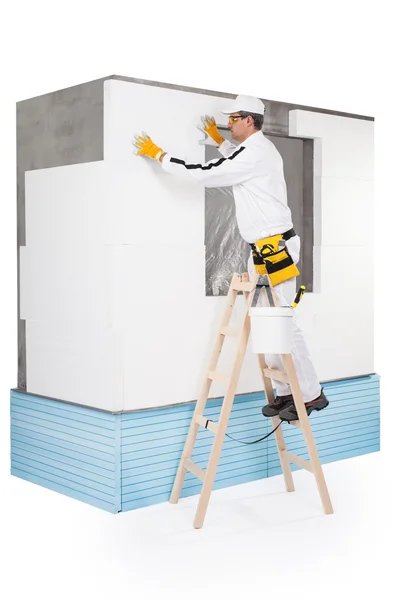 çalışan bir izolasyon panel sabitleme