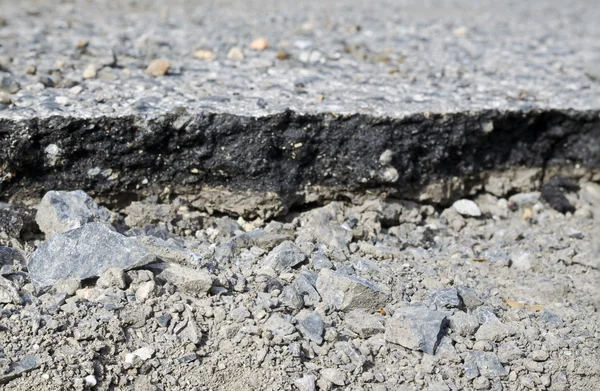 Beschadigde asfalt — Stockfoto