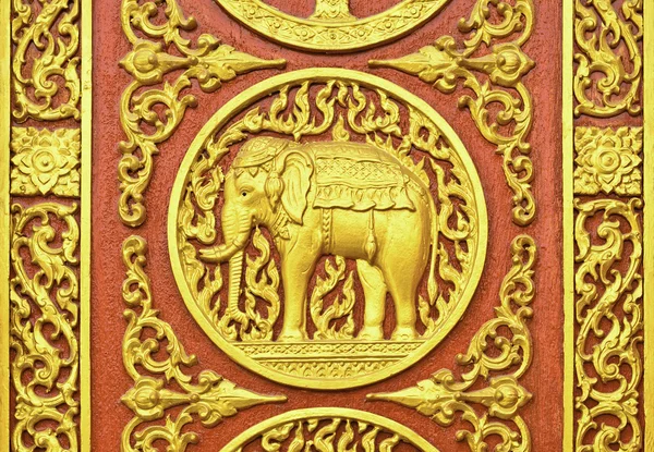 Tay desen heykeltraşlık Tay Tapınağı'nda ahşap