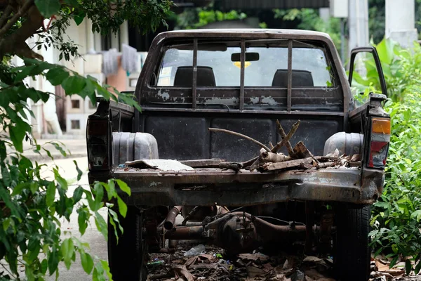Broken Old Car Rusty Iron Damaged Truck — Foto de Stock