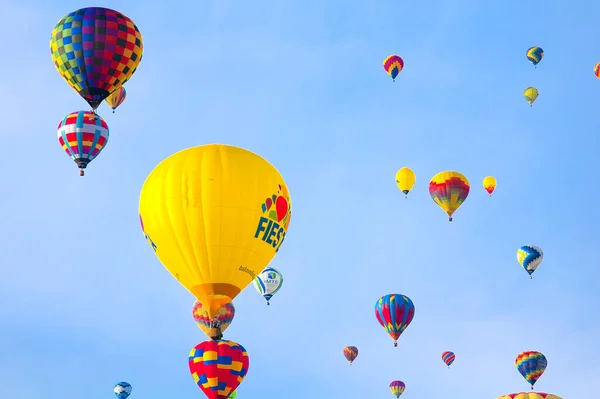 Colorful Hotair Balloon Floats Early Morning Breeze 2021 Albuquerque Balloon — Stock Photo, Image