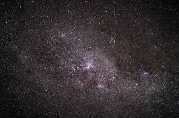 Scatto reale di una galassia nel cielo notturno — Foto Stock