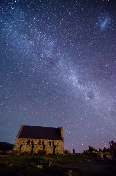 Chiesa del Buon Pastore e Via Lattea, Lago Tekapo, Nuova Zelanda — Foto Stock