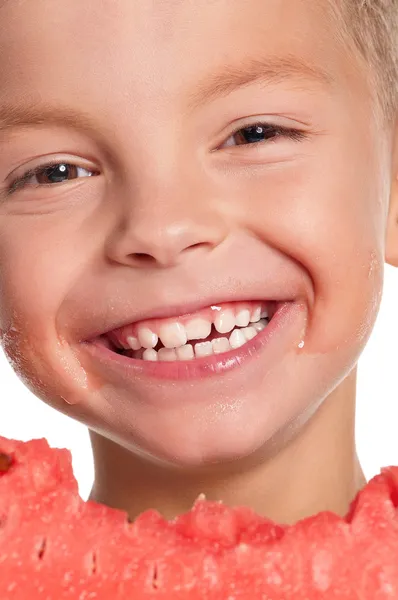 Junge mit Wassermelone — Stockfoto