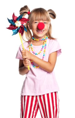 Palyaço burunlu küçük kız