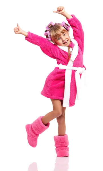 Kislány rózsaszín fürdőköpeny — Stock Fotó