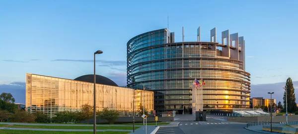 Edificio del Parlamento europeo a Strasburgo, Francia — Foto Stock