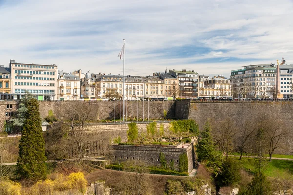 Kijk op place de la Grondwet - Luxemburg (stad) — Stockfoto