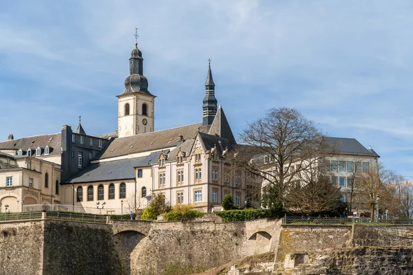 Vista de la Iglesia de San Miguel en Luxemburgo — Foto de Stock