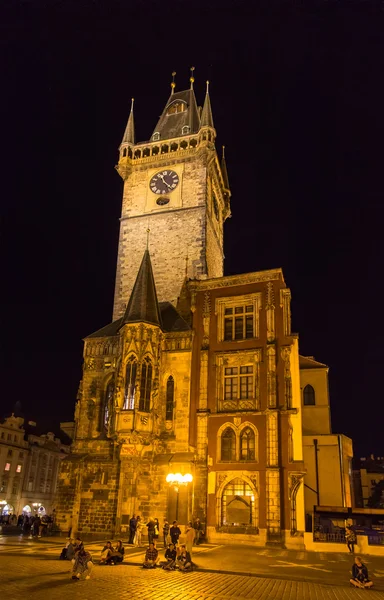 Ayuntamiento de Praga en la noche de verano - Cheque —  Fotos de Stock