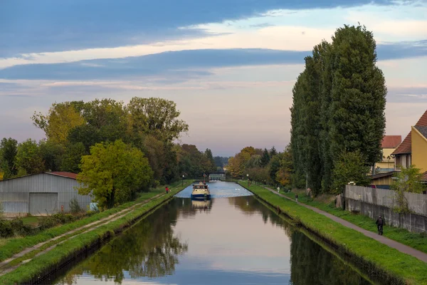 Marne - Rhine Canal in Saverne autumn evening — Stock Photo, Image