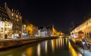 Strasbourg - alsace, Fransa hasta Nehri