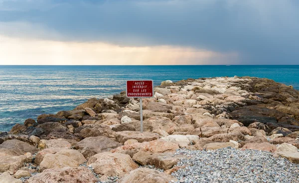 Riprap in The Mediterranean Sea - Menton -  France — Stock Photo, Image