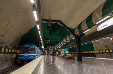 Stockholm huvudsta metro istasyonu terk tren