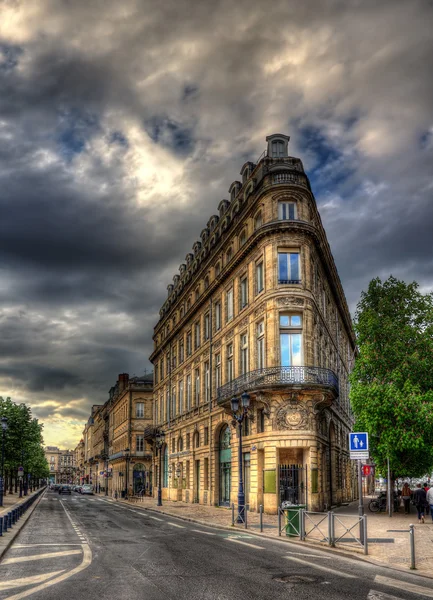 Un bâtiment dans le centre-ville de Bordeaux - France — Photo