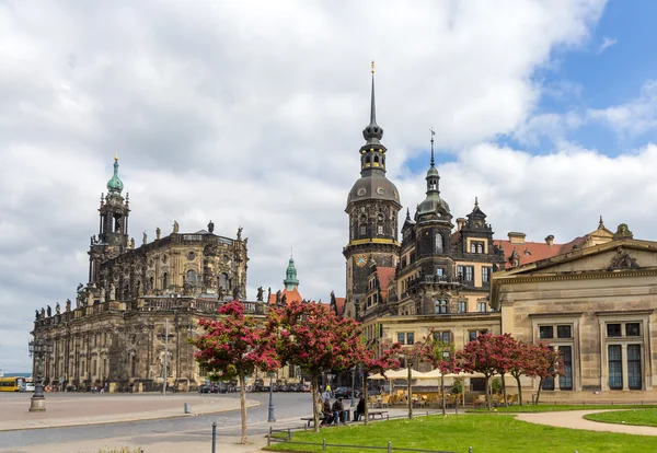 Vista do castelo e da Catedral de Dresden - Alemanha, Saxônia — Fotografia de Stock