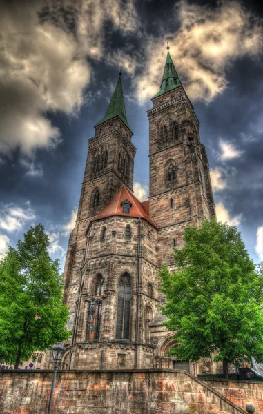 St. Sebaldus Church in Nuremberg. HDR image — Stock Photo, Image