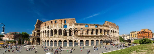 Flavian Amphitheatre (Colosseum) in Rome, Italy — Stock Photo, Image