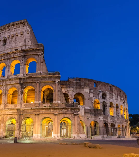 Kväll Visa av Colosseum i Rom, Italien — Stockfoto