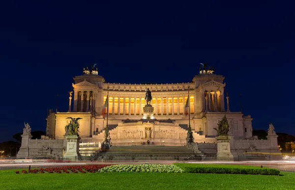 Altare della Patria la nuit - Rome, Italie — Photo