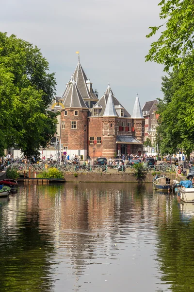 De waag (weeg huis) in amsterdam — Stockfoto