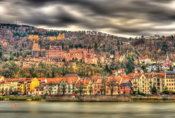 Vy över heidelberg med slottet, baden-wurttemberg - Tyskland — Stockfoto