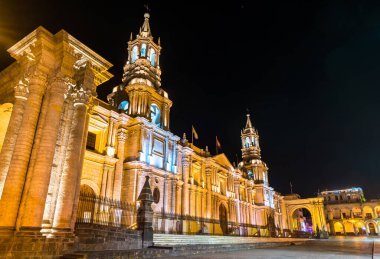 Peru, Arequipa Plaza De Armas 'daki Bazilika Katedrali