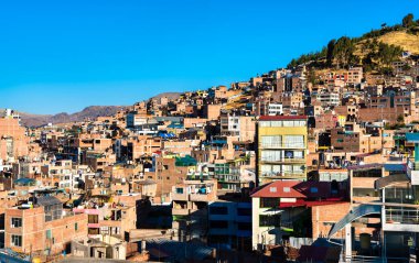 Puno, Peru 'daki tipik evler