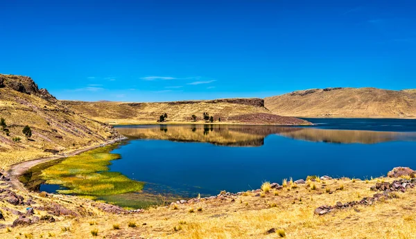 Umayo-See bei Sillustani in der Nähe von Puno in Peru — Stockfoto