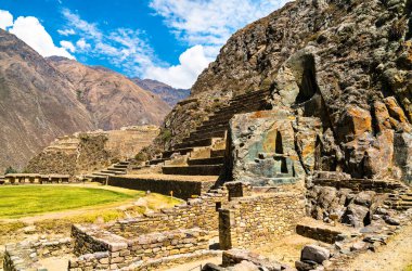 Peru 'daki Ollantaytambo' daki İnka harabeleri