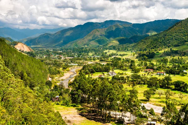 View of Oxapampa town in Peruvian Amazonia 图库图片