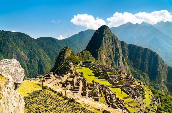 Antigua ciudad inca de Machu Picchu en Perú —  Fotos de Stock