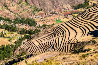 Peru 'daki Pisac' ta İnka terasları