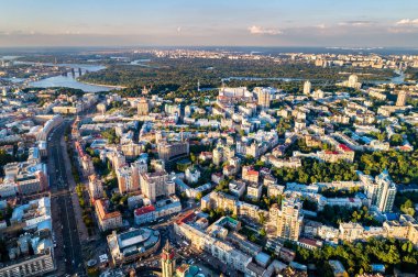 Lypky ve Khreshhatyk, Kiev 'in ana caddesi.